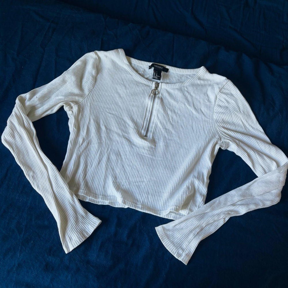 F21 cropped long sleeve, M